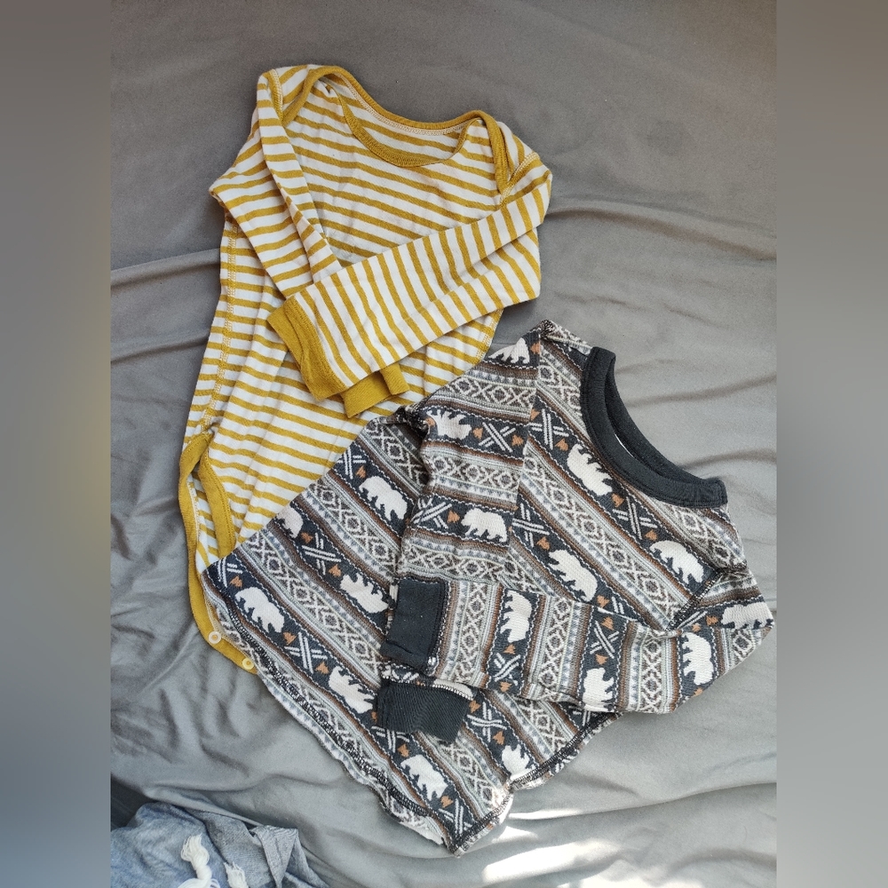 Uniqlo long sleeve stripe t-shirt and thermal top